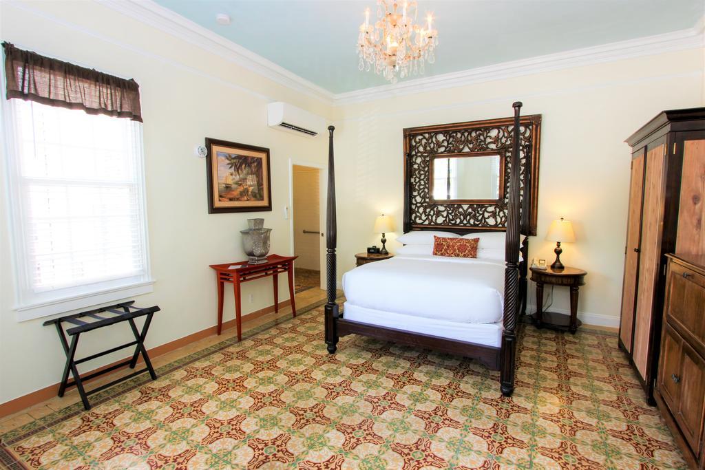 Southernmost House Hotel (Adults Only) Key West Bagian luar foto